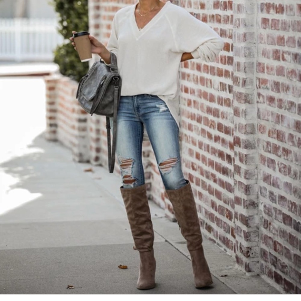 Vici dawn faux suede boots 🍂